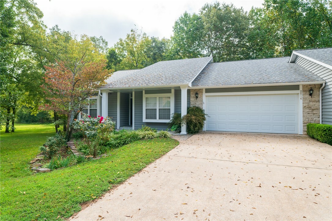 Property Photo:  2614 Wildwood Drive  AR 72601 