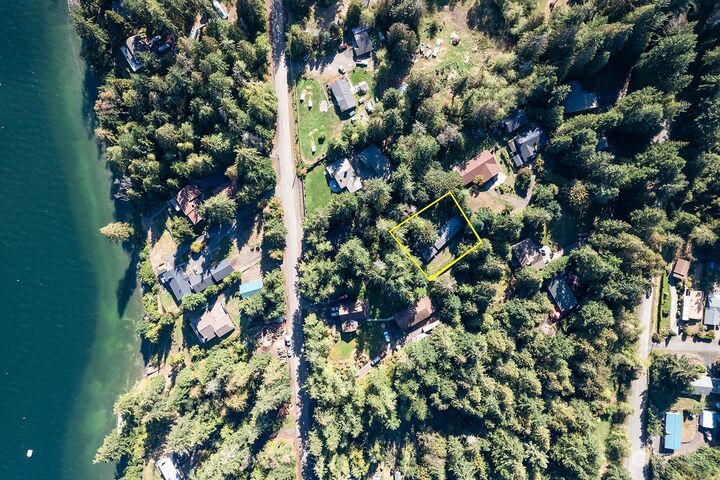 Property Photo:  9528  Miami Beach Road NW  WA 98380 