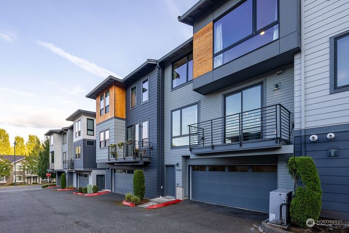 Property Photo:  12849 SE 75th Lane  WA 98056 