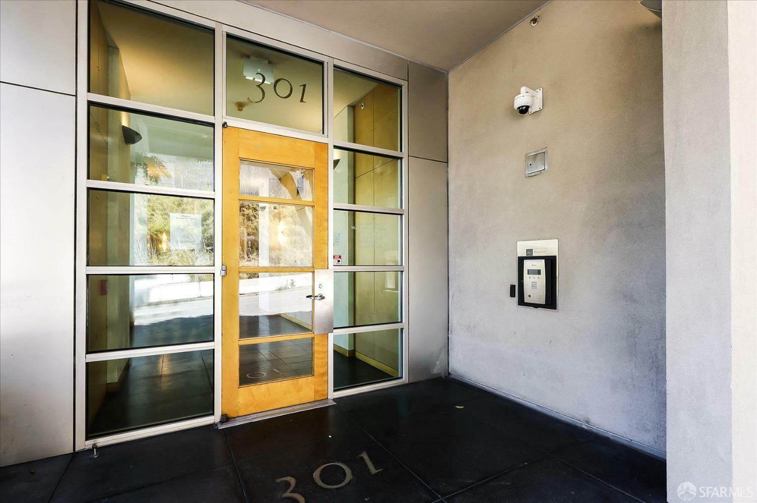 Property Photo:  301 Bryant Street D11  CA 94107 