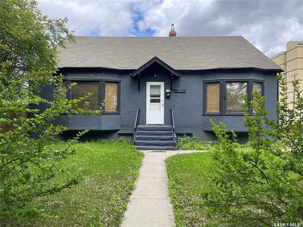 Property Photo:  246 14th Street W  SK S6V 3L3 