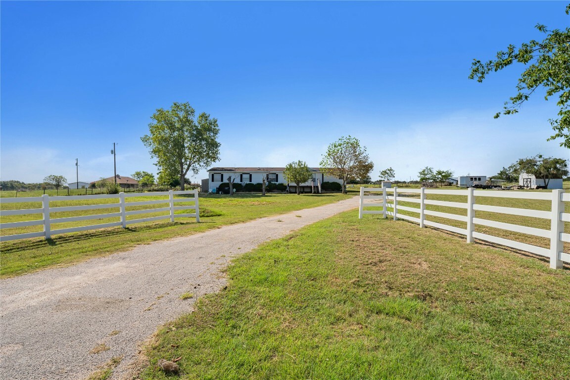 Property Photo:  615 County Road 222  TX 76527 