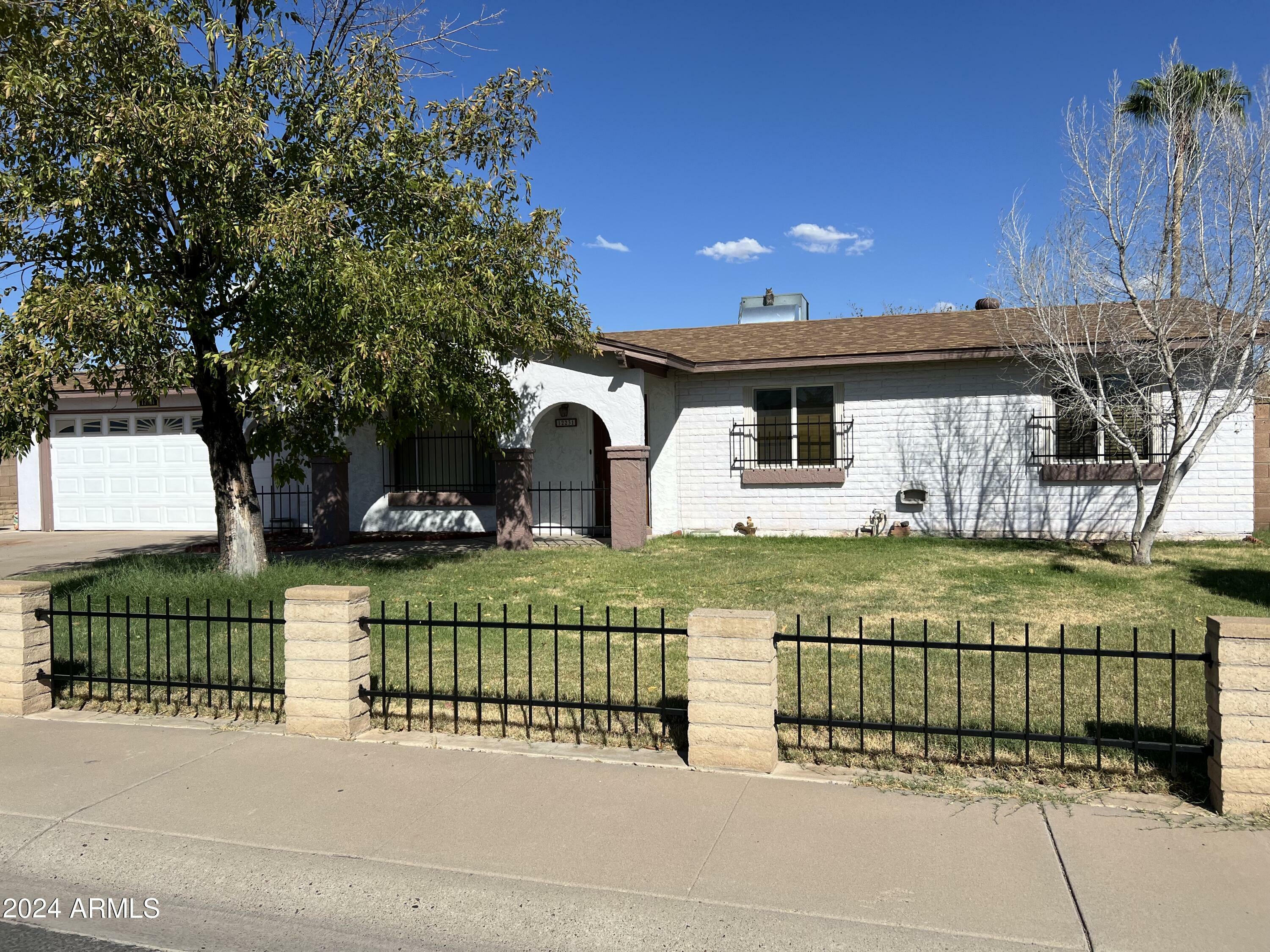 Property Photo:  12231 N 47 Drive  AZ 85304 