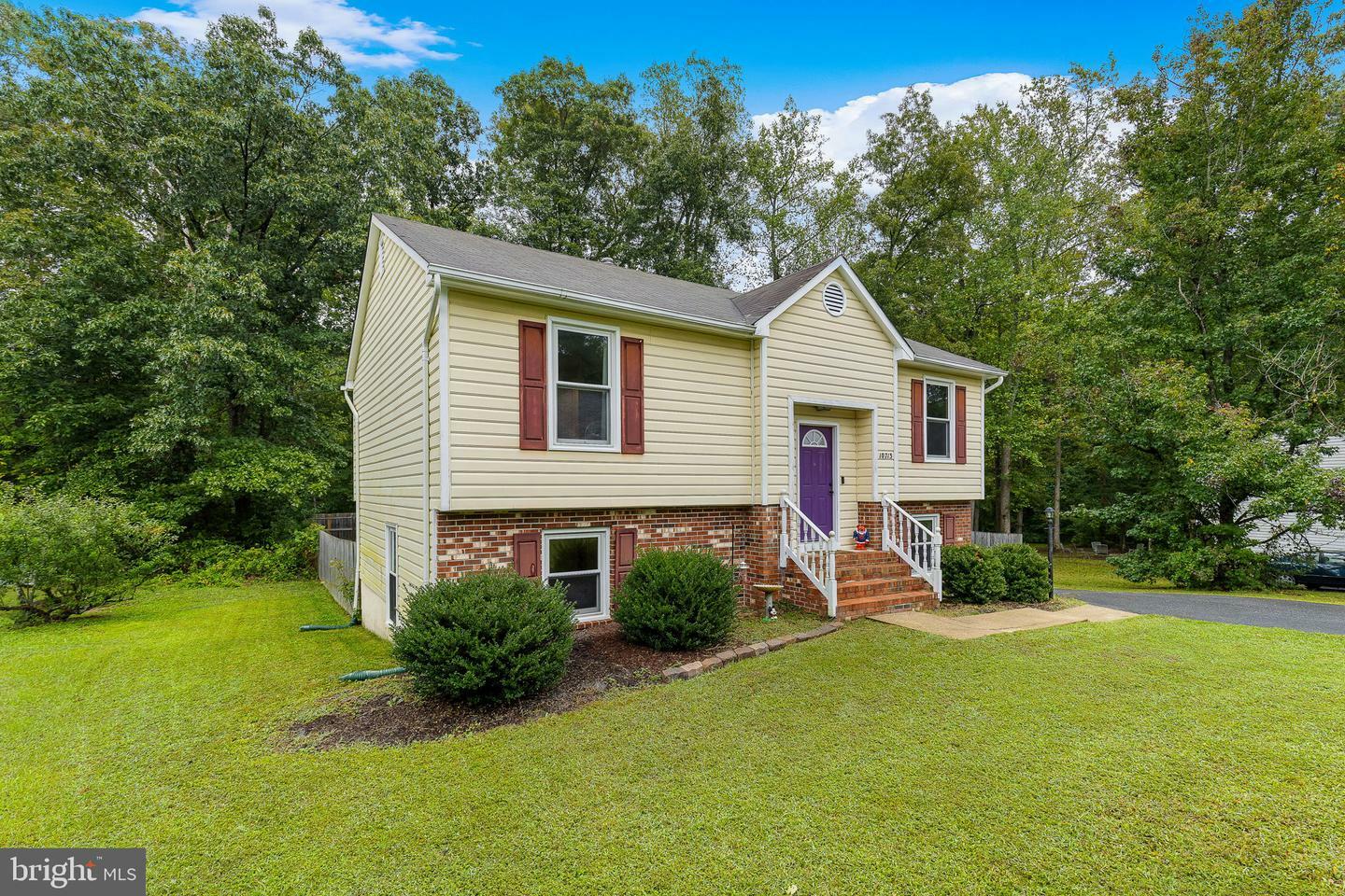 Property Photo:  10713 Cobblestone Drive  VA 22553 