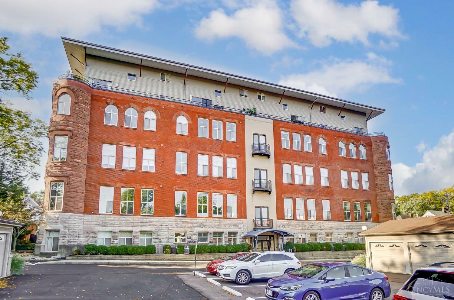 Property Photo:  2700 Ashland Avenue  OH 45206 