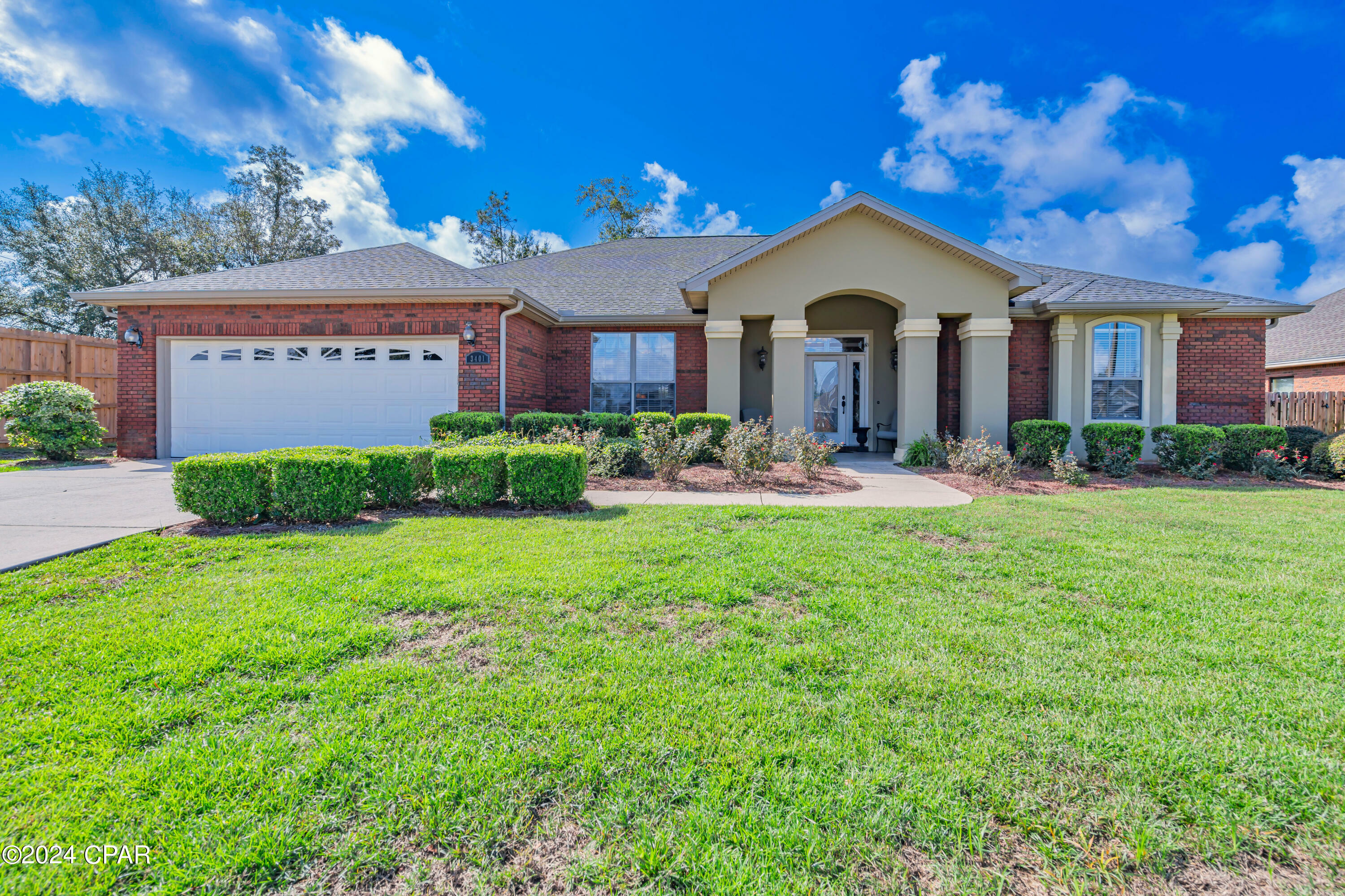 Property Photo:  3401 Hillcrest Drive  FL 32405 