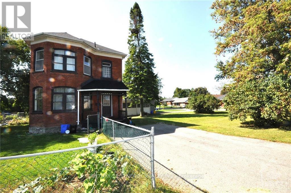 Property Photo:  74 Jasper Avenue  ON K7A 4C6 