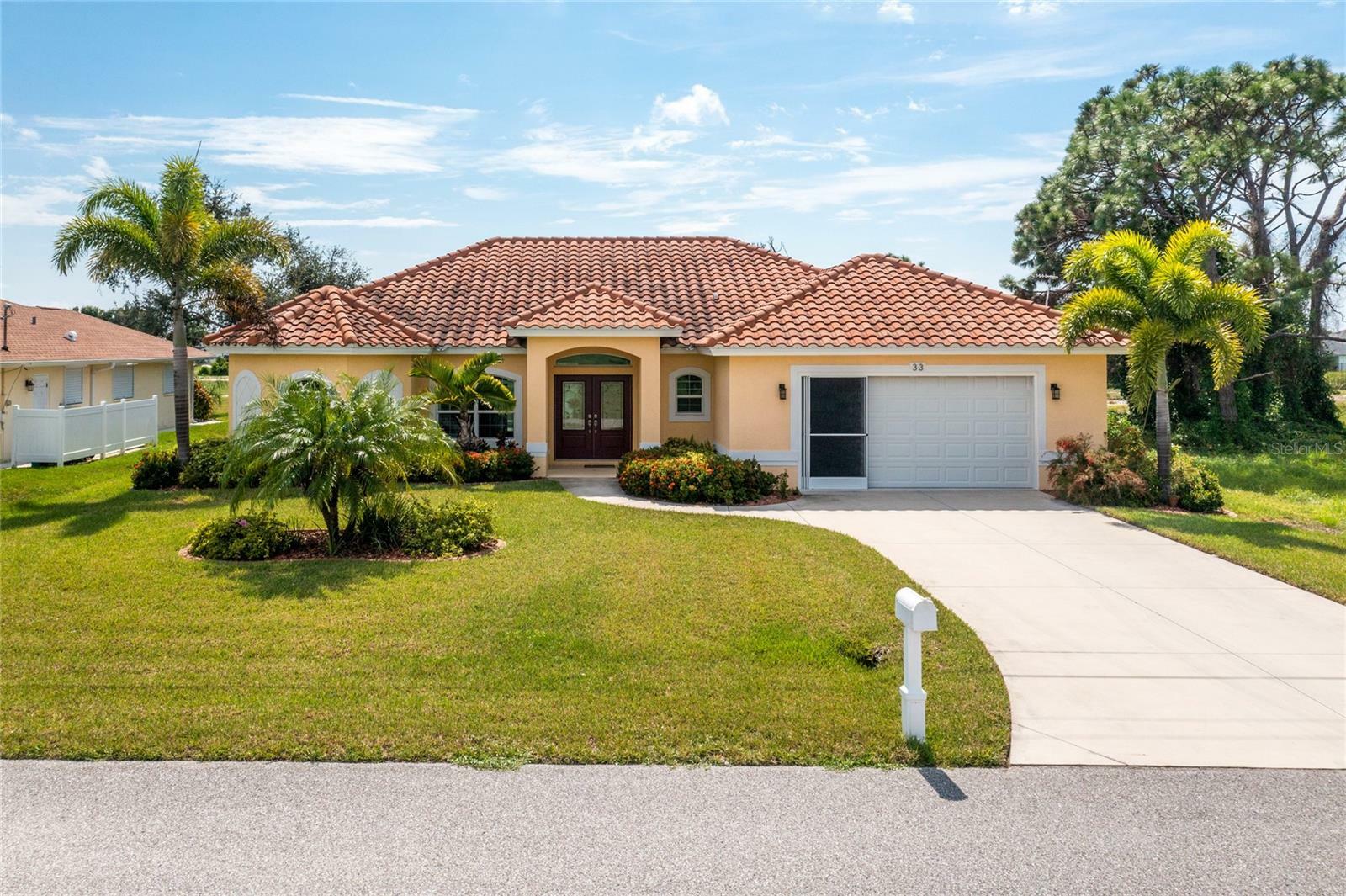 Property Photo:  33 Pinehurst Court  FL 33947 