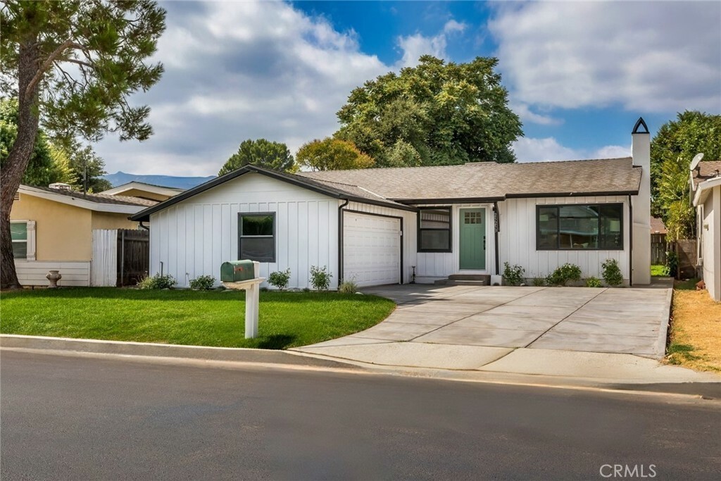 Property Photo:  25253 Wheeler Road  CA 91321 