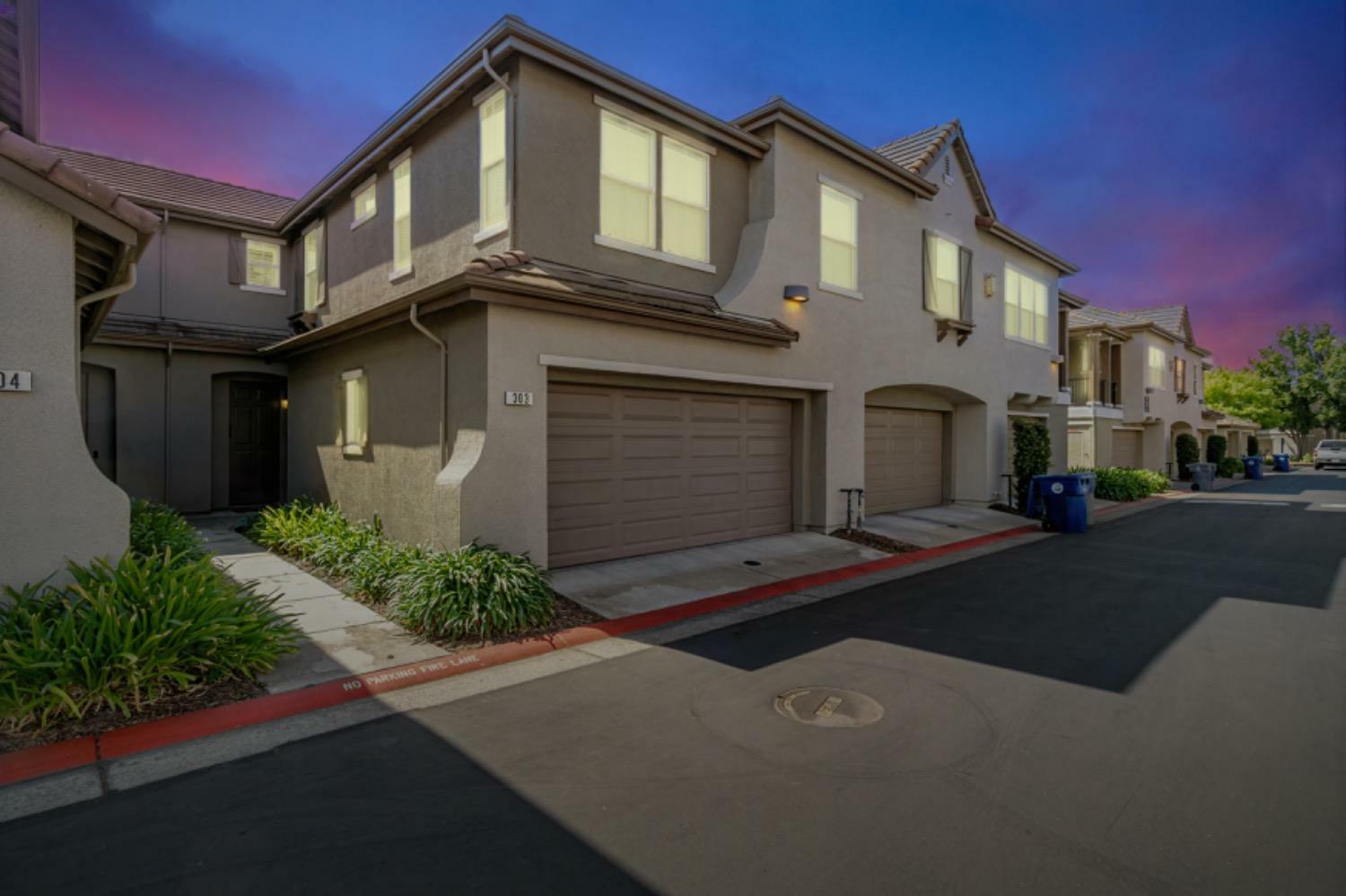 Property Photo:  303 Picasso Way  CA 95630 