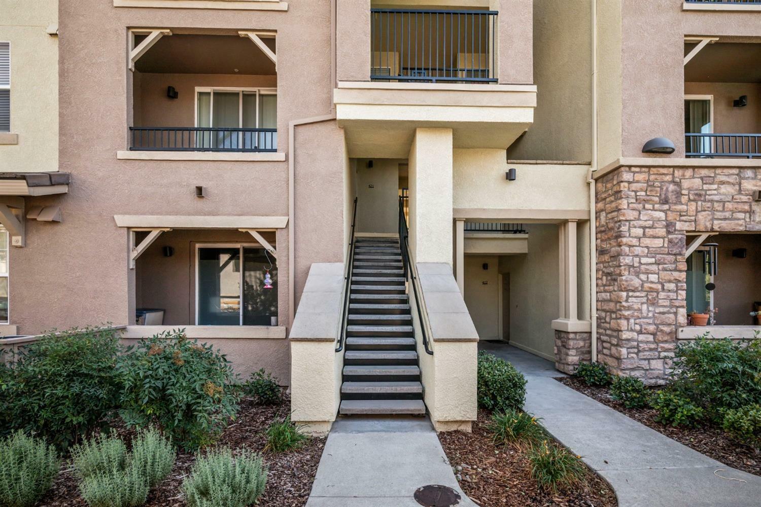 Property Photo:  1230 Whitney Ranch Parkway Pw422  CA 95765 