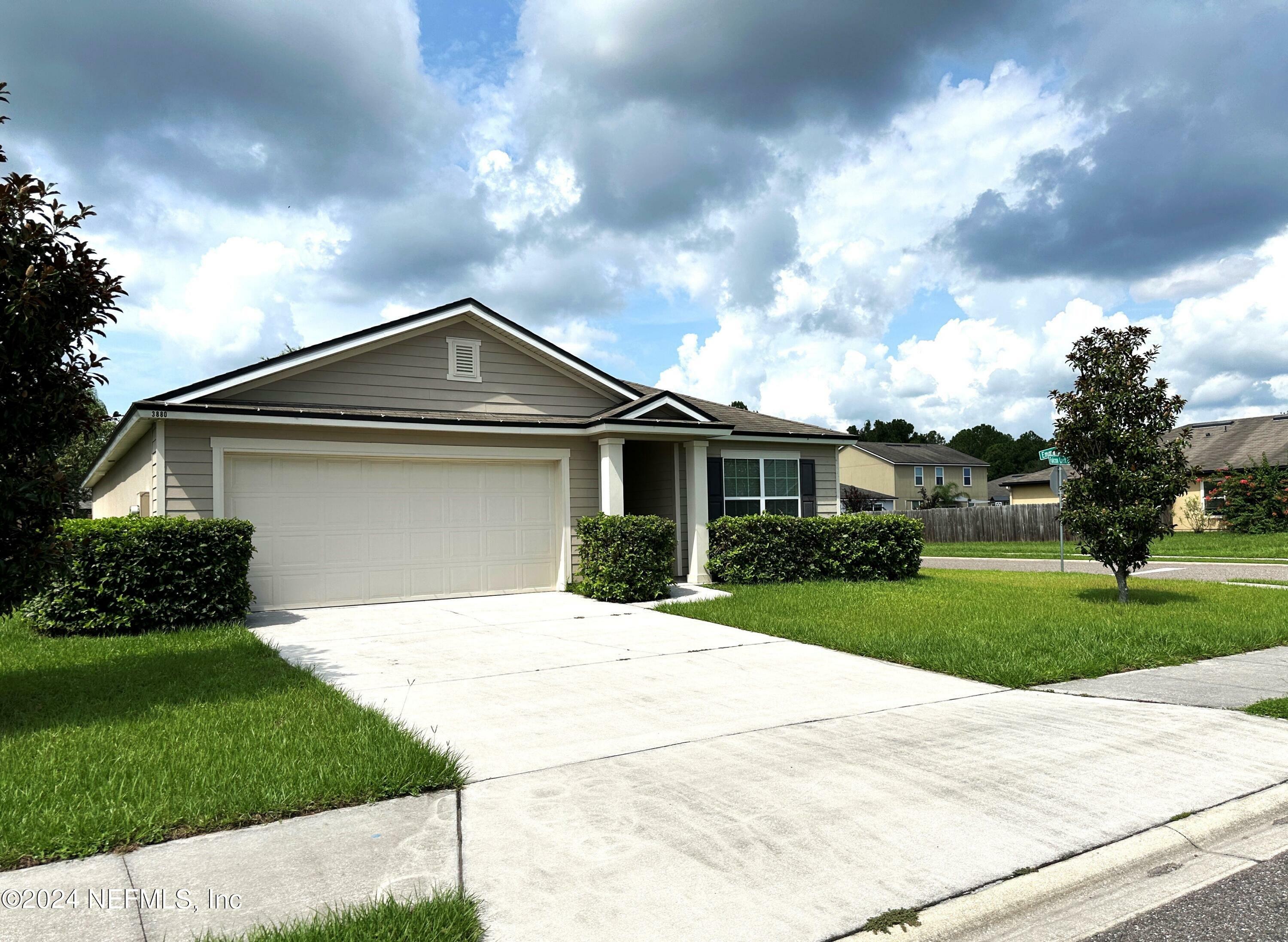 Property Photo:  3880 Falcon Crest Drive  FL 32043 