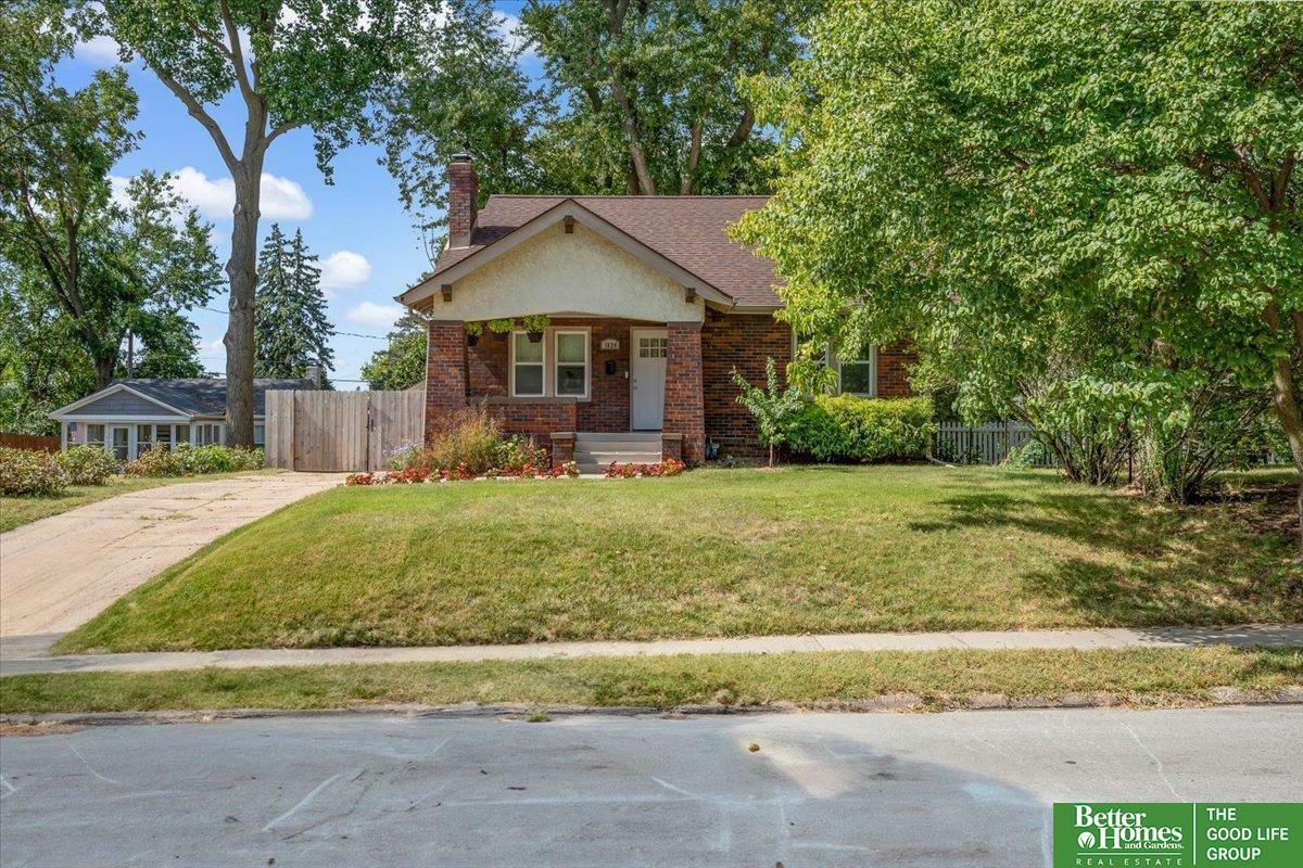 1824 N 49 Avenue  Omaha NE 68104 photo