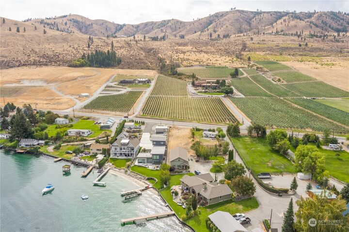 Property Photo: 3850 US Highway 97A WA 98816