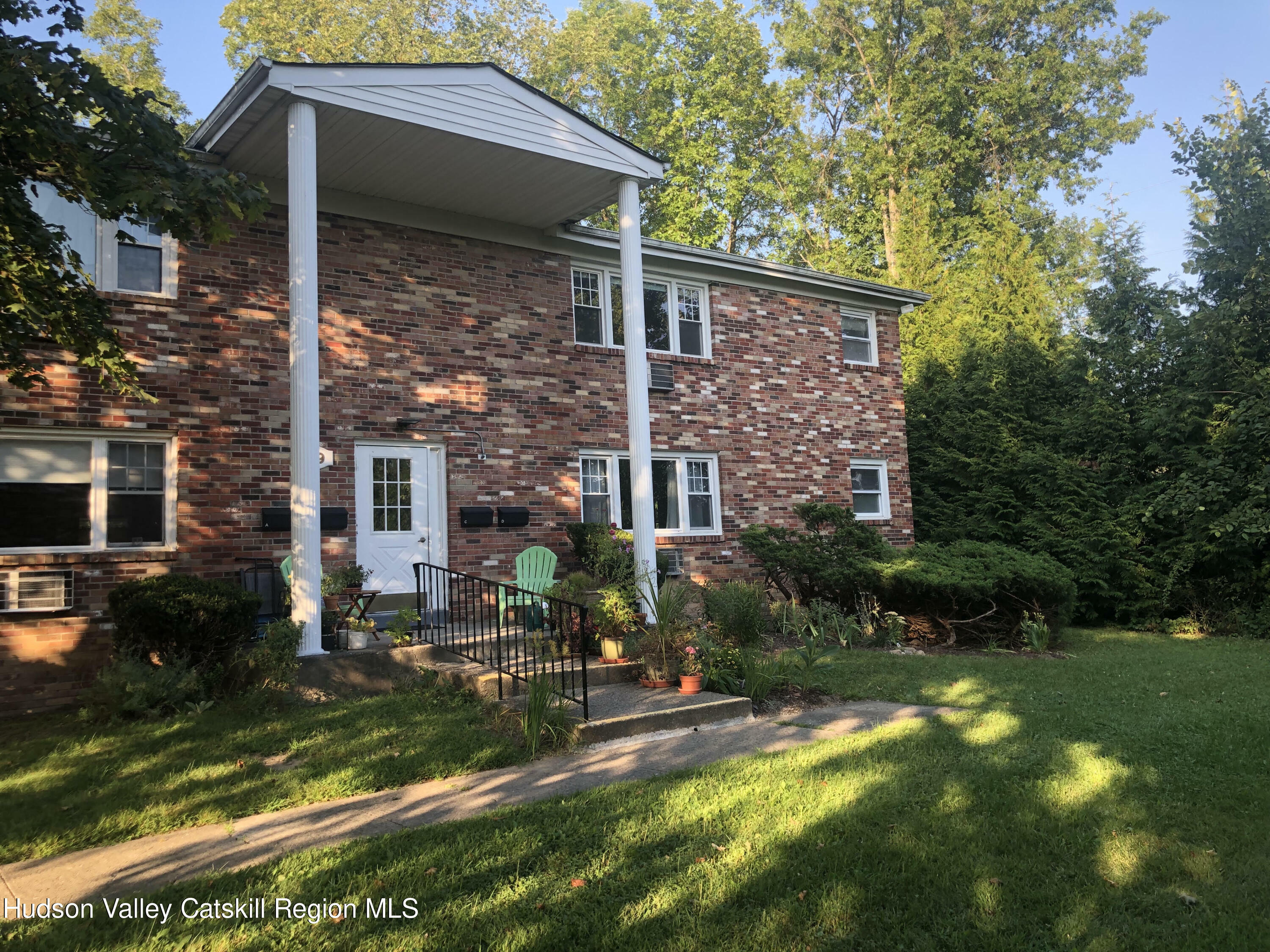 136 N Chestnut  New Paltz NY 12561 photo