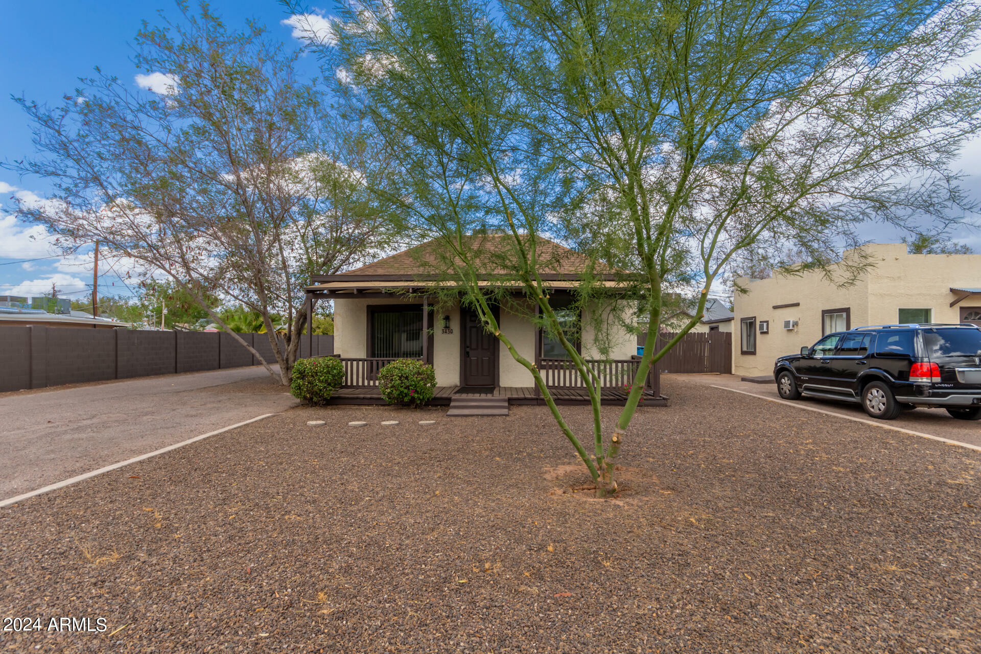 Property Photo:  3430 E Cambridge Avenue  AZ 85008 