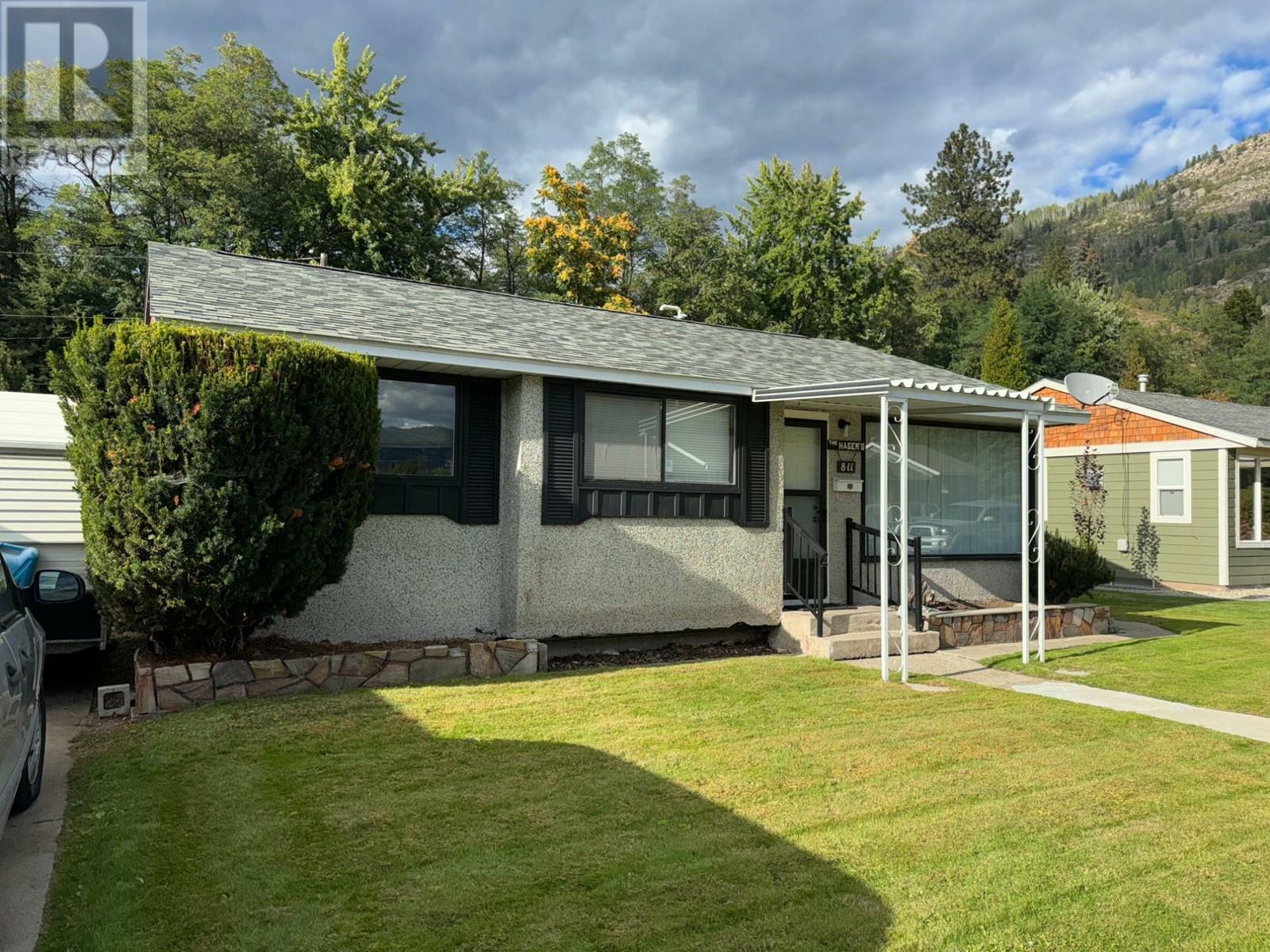 Property Photo:  811 Glen Drive  BC V1R 1B5 