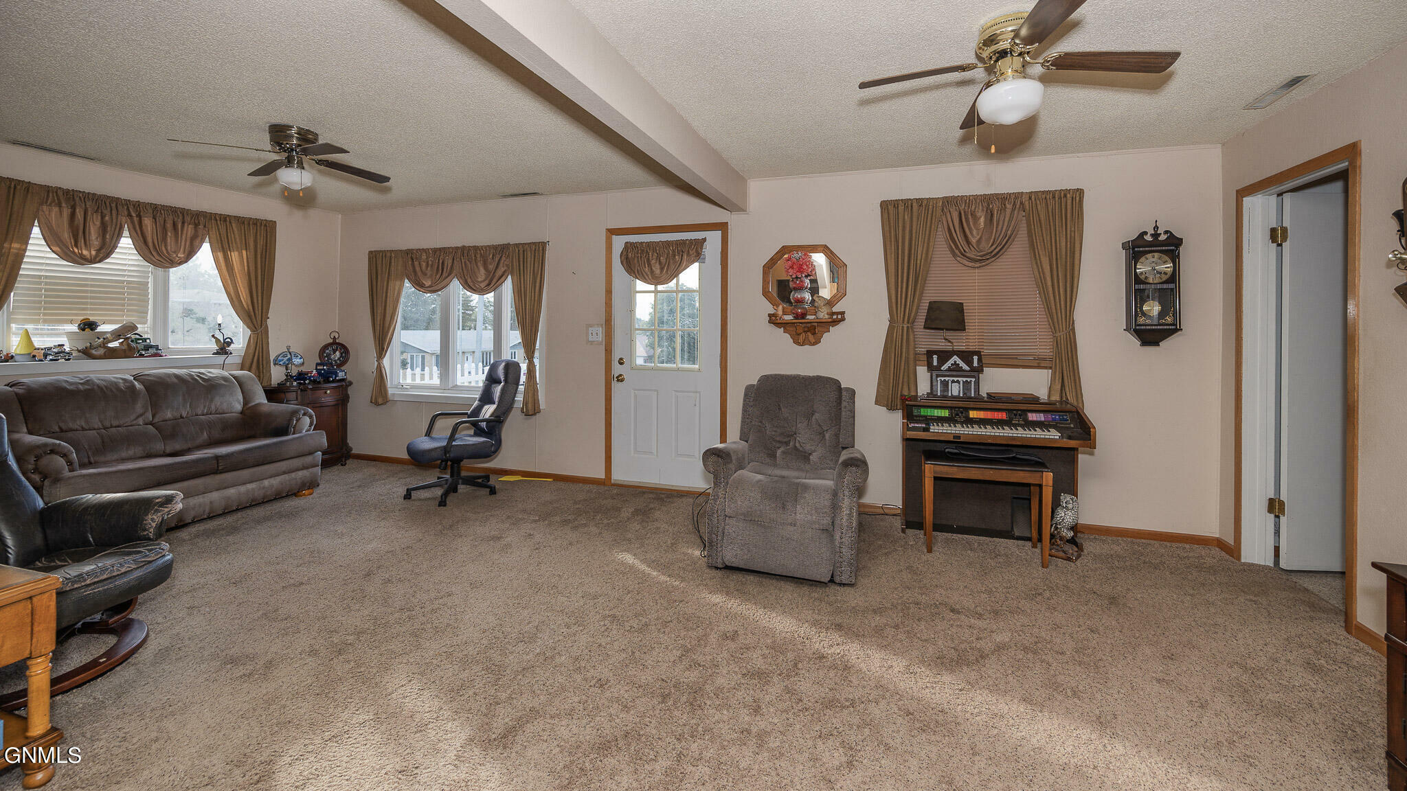 Property Photo:  100 6th Street NW  ND 58554 