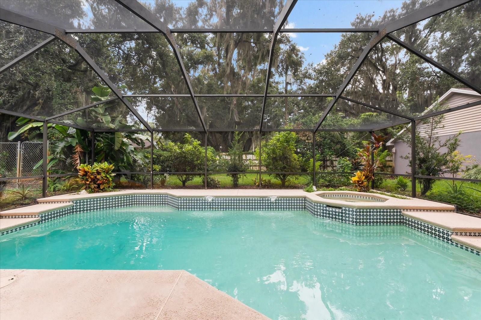 Property Photo:  3021 Leila Estelle Drive  FL 33565 