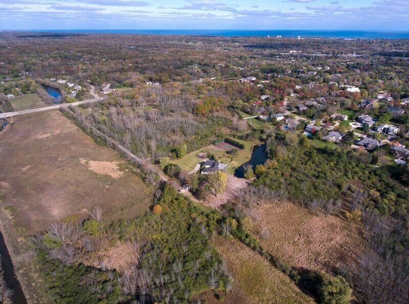 Property Photo:  2000-2056 Half Day Road  IL 60035 