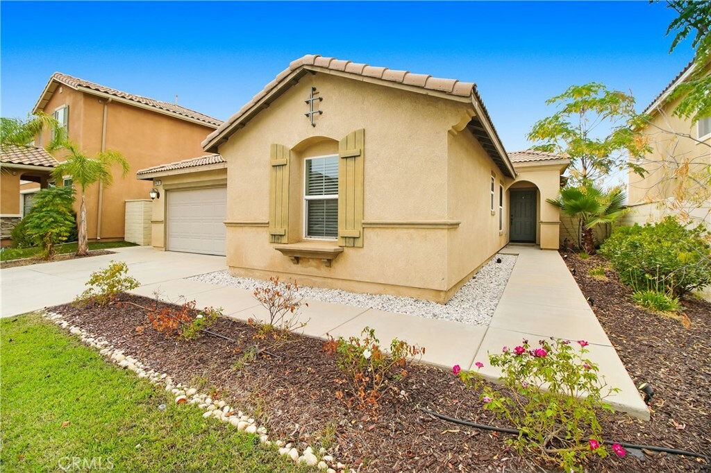 Property Photo:  4176 Cypress Circle  CA 92530 