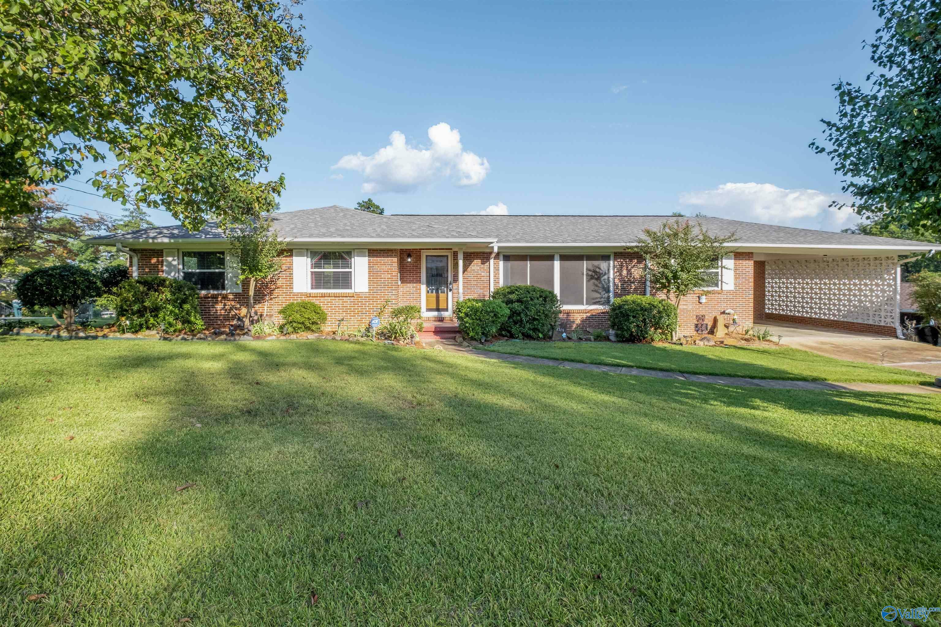 Property Photo:  2524 Skyway Street  AL 35904 