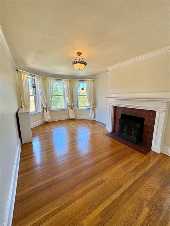 Property Photo:  7 Newport 8  MA 02140 