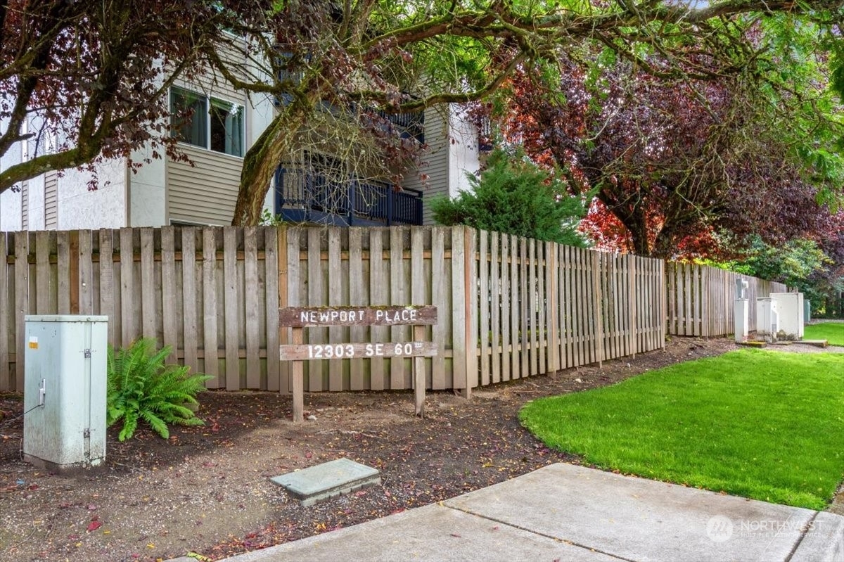 Property Photo: 12303 SE 60th Street 2B WA 98006