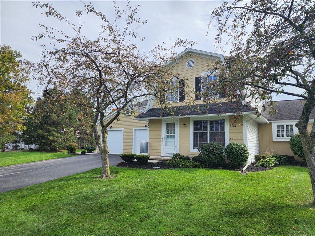 Property Photo:  289 Deerhurst Lane  NY 14580 