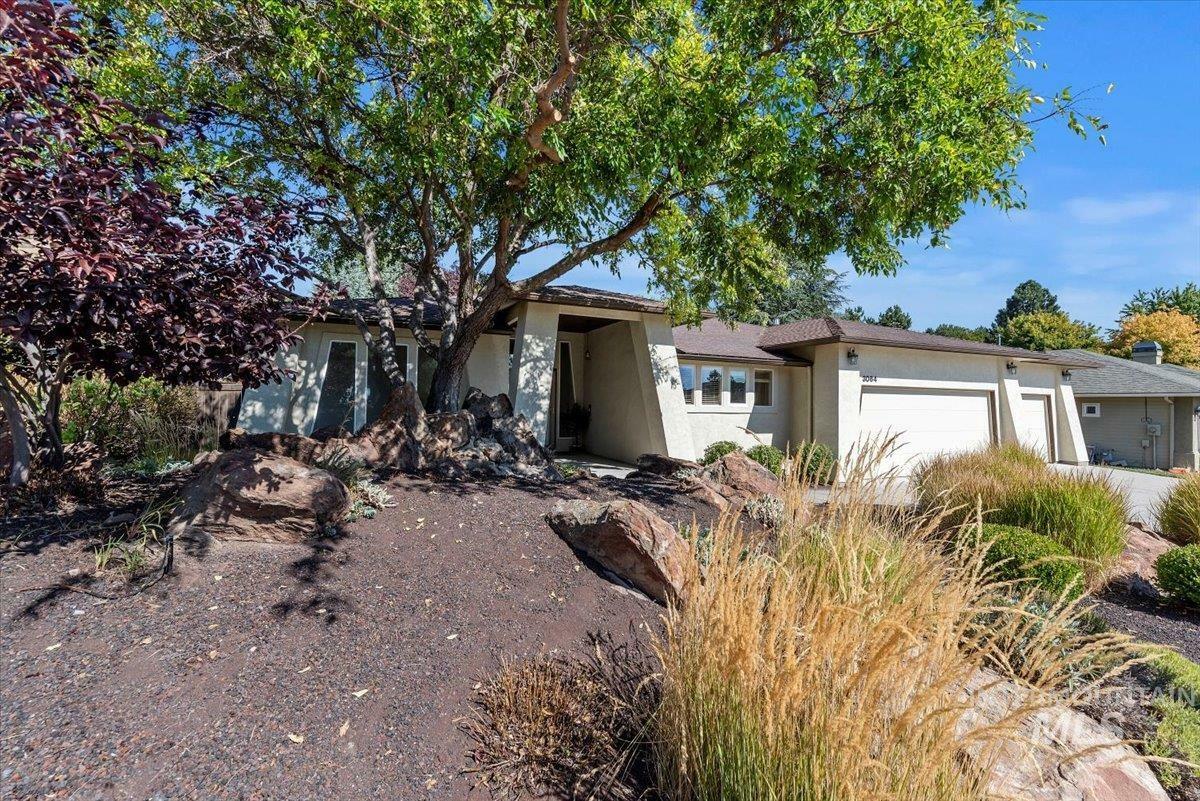 Property Photo:  3064 E Bonview Drive  ID 83712 