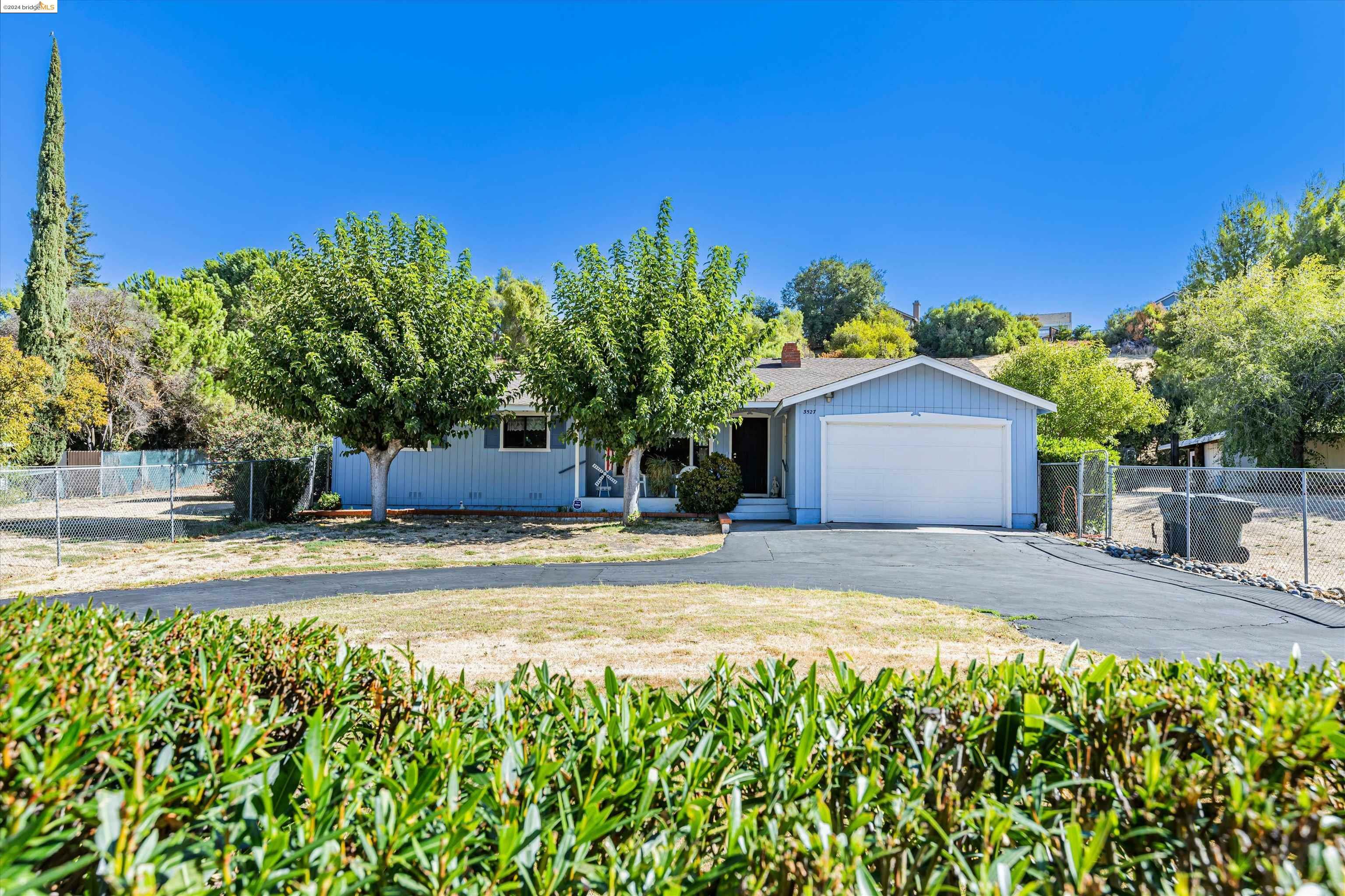 Property Photo:  3527 Hillcrest Ave  CA 94531 