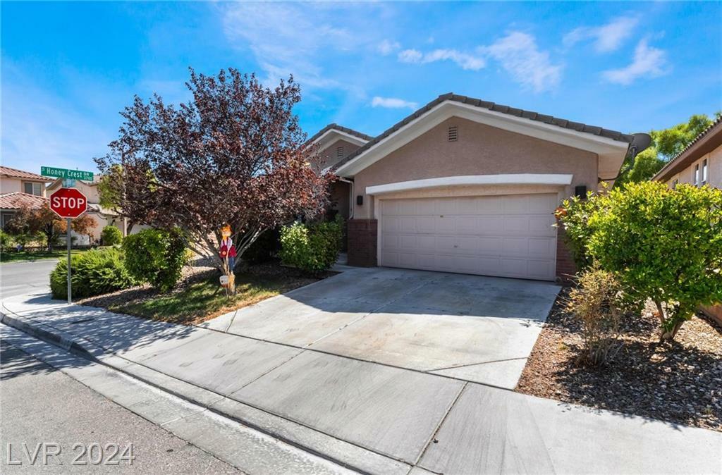 Property Photo:  11061 Newport Ridge Court  NV 89135 