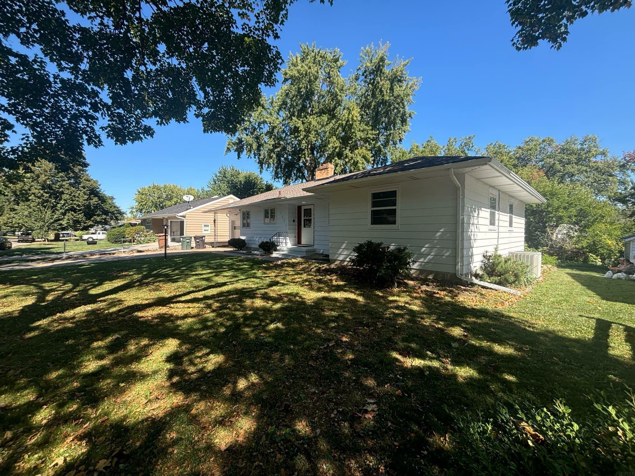 Property Photo:  2223 W 8th Street  IA 50702 