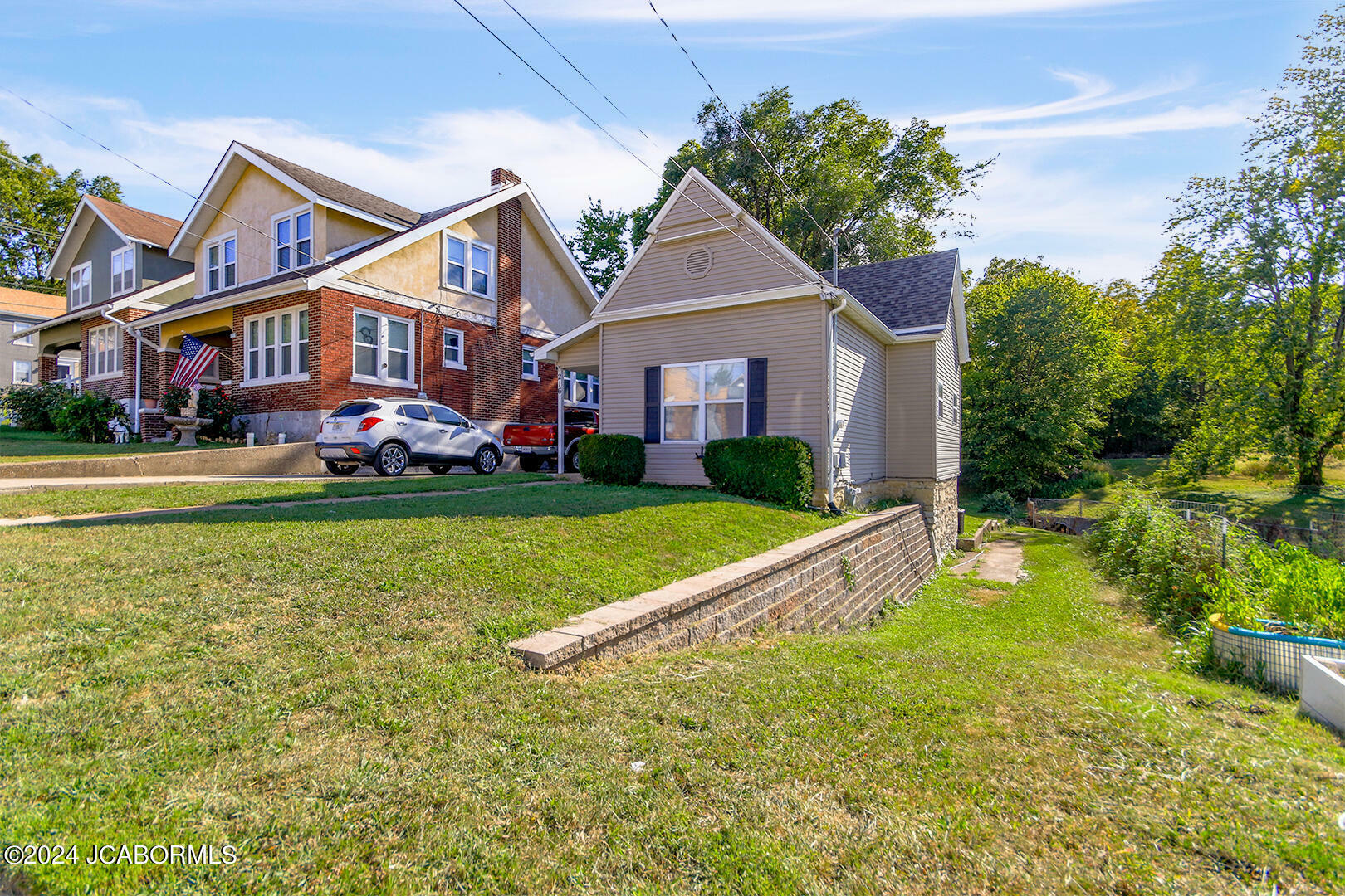 Property Photo:  216 E Ashley Street  MO 65101 