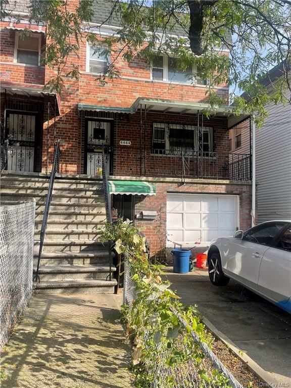 Property Photo:  4444 Carpenter Avenue  NY 10470 