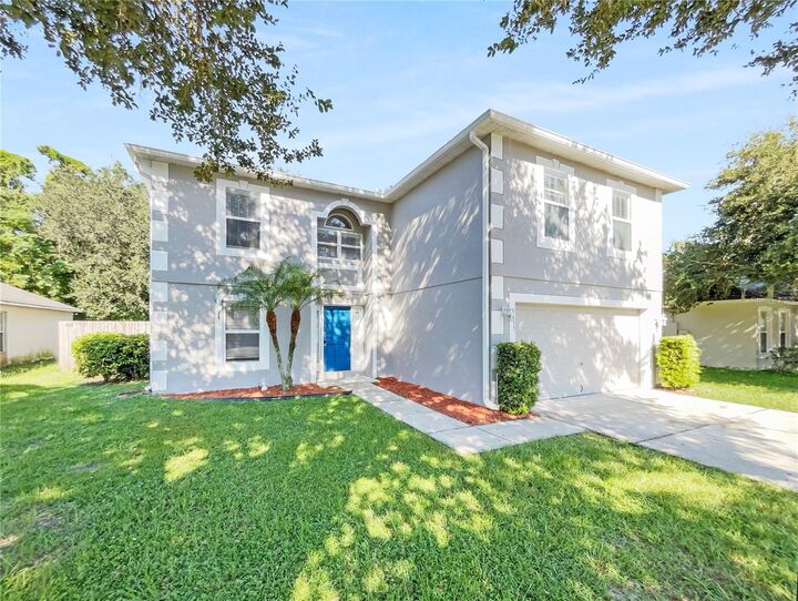 Property Photo: 5633 Oakwood Knoll Drive FL 33811
