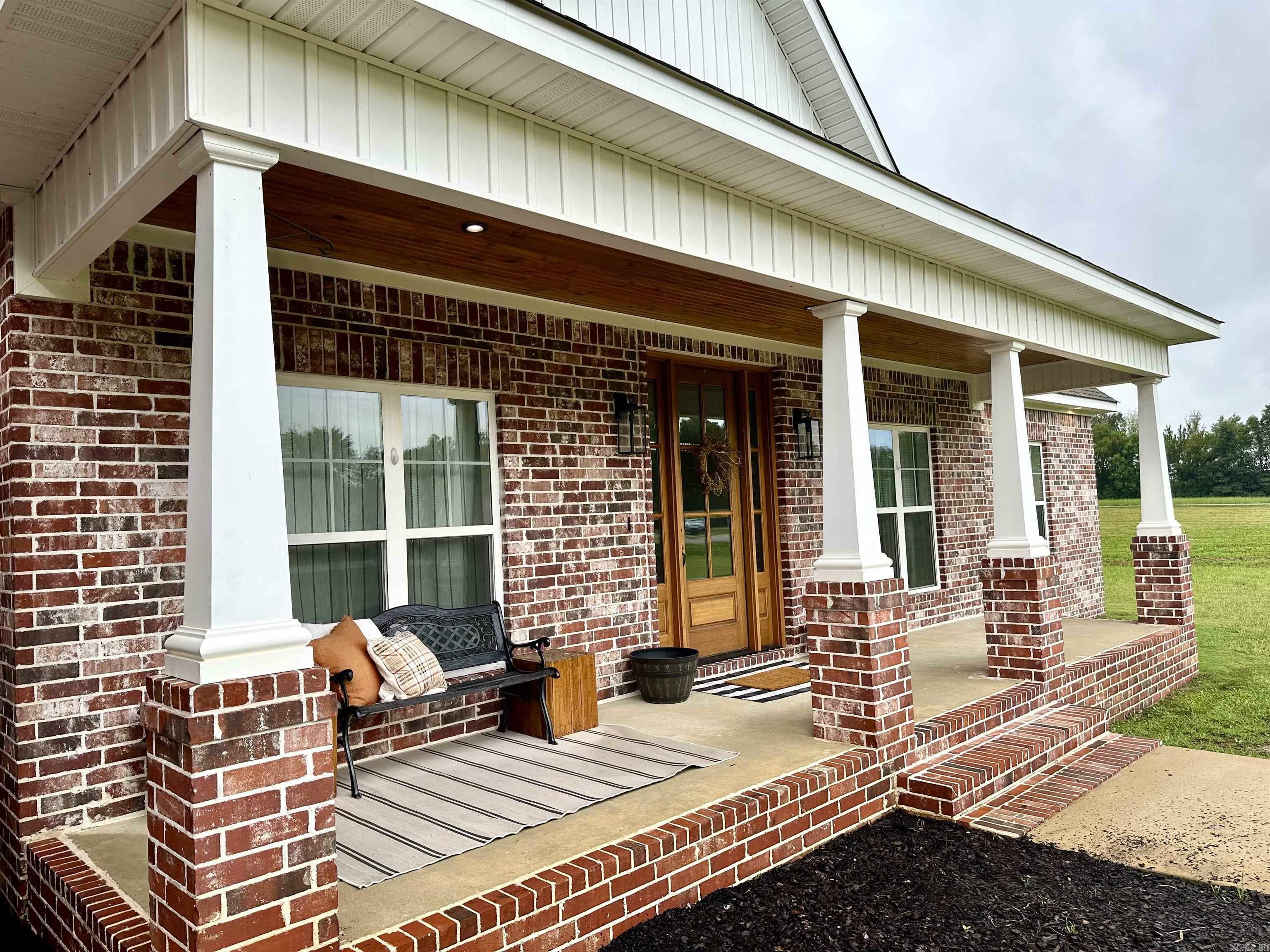 Property Photo:  74 County Road 7403  AR 72405 