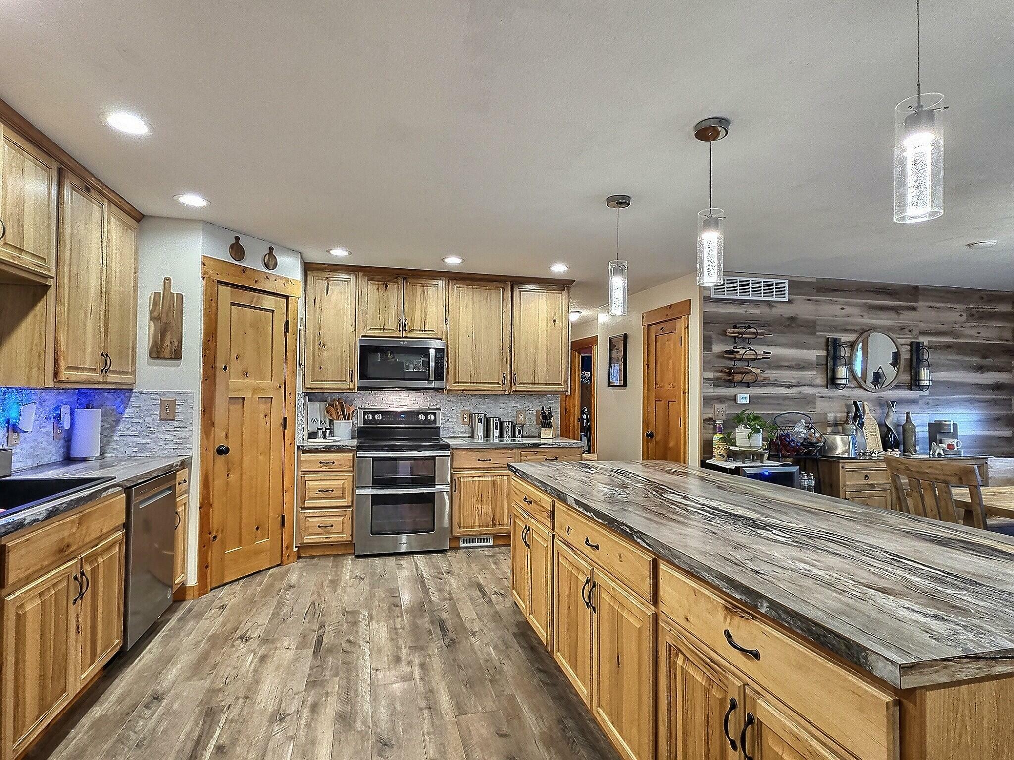 Property Photo:  3245 Salt Lick Ln  MO 65276 