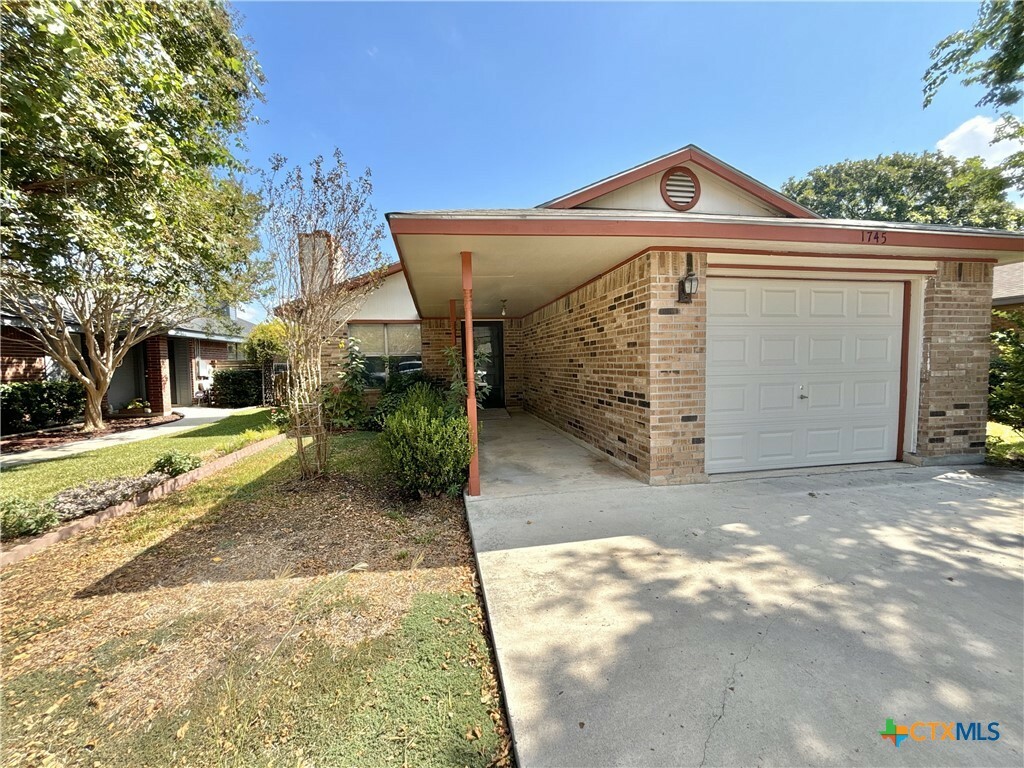 Property Photo:  1745 Broadmoor Drive  TX 78130 