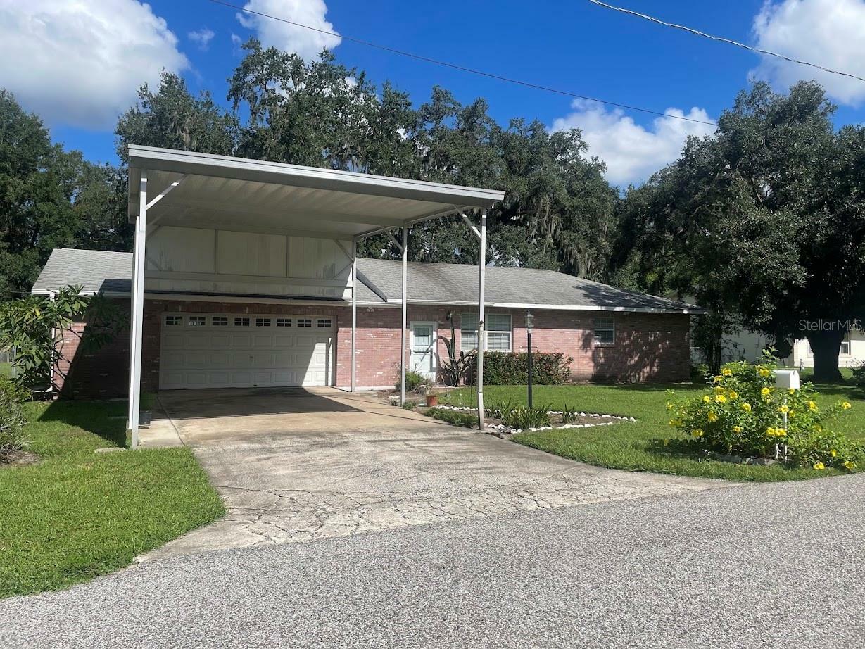 Property Photo:  406 Westbrook Avenue  FL 33511 