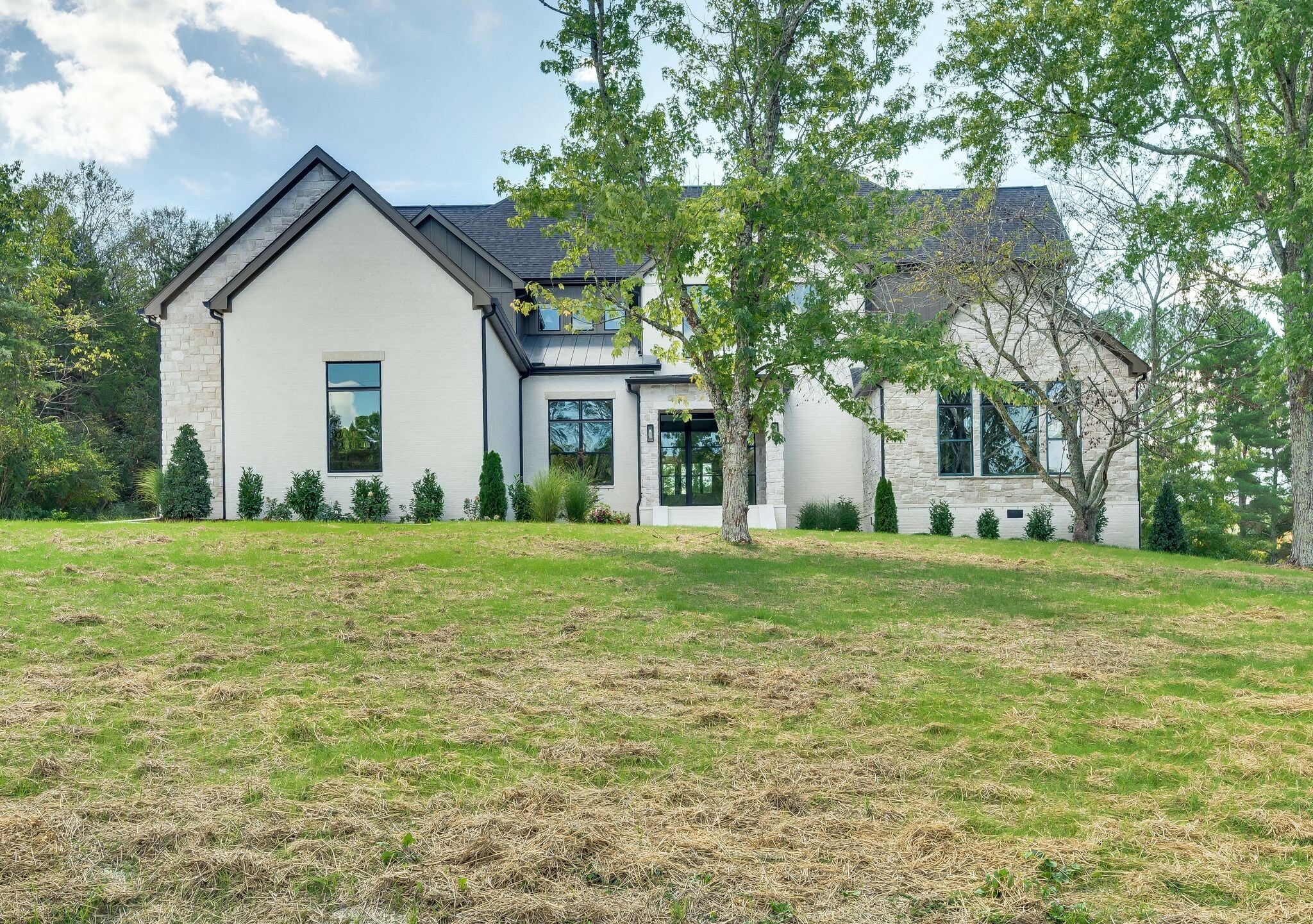Property Photo: 6403 Fischer Ct TN 37027