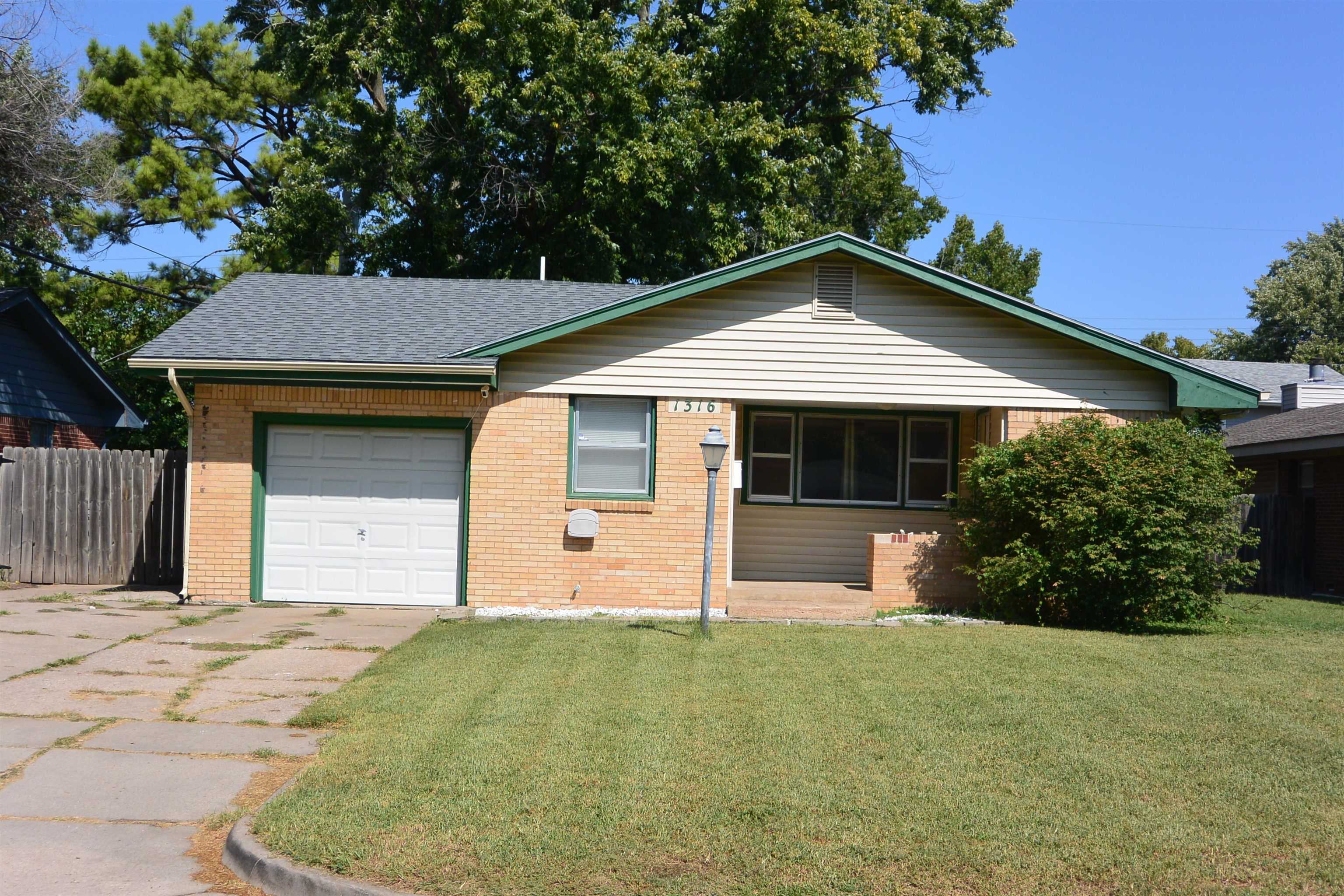 Property Photo:  1316 W 29th St S.  KS 67217 