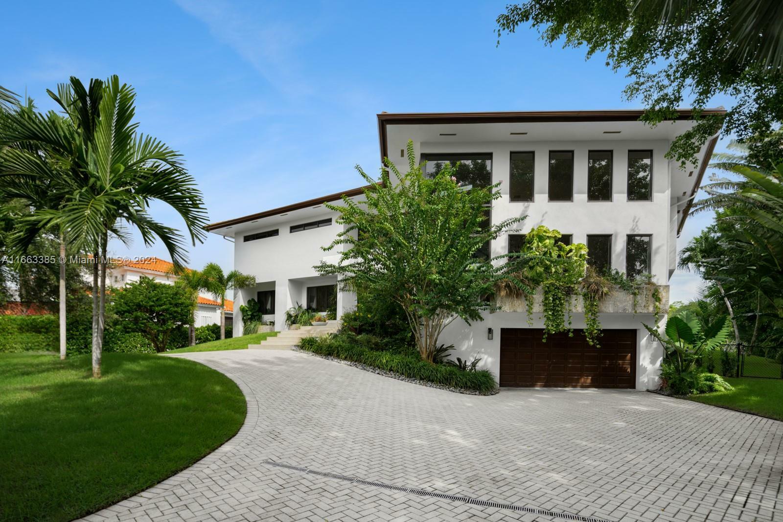 325 Campana Ave  Coral Gables FL 33156 photo
