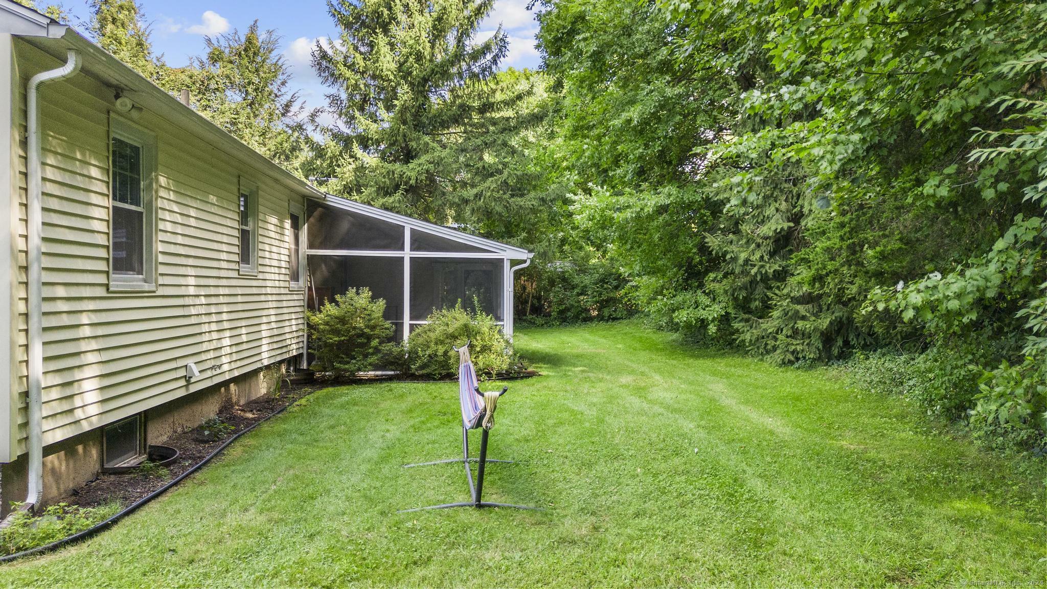 Property Photo:  5 Rockview Drive  CT 06410 