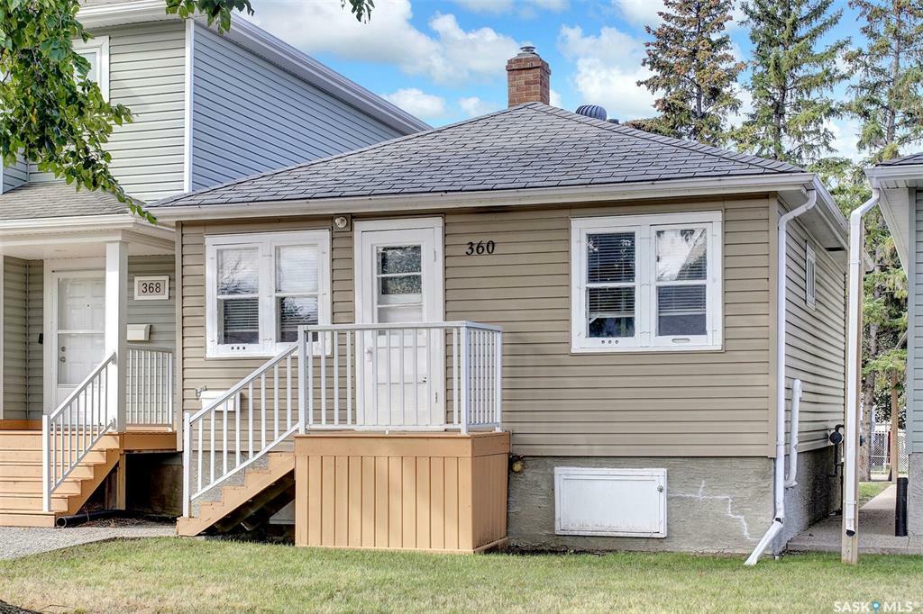 Property Photo:  360 Smith Street  SK S4R 2K9 