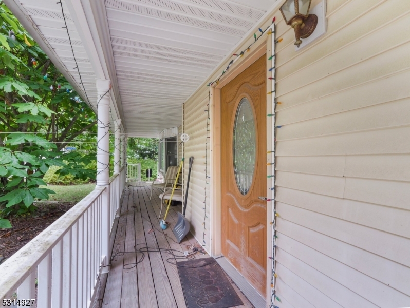 Property Photo:  405 Ames Rd  NJ 07422 