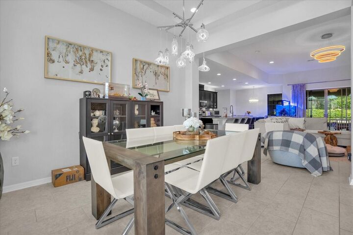 Property Photo: 700 Stone Oak Drive FL 32771