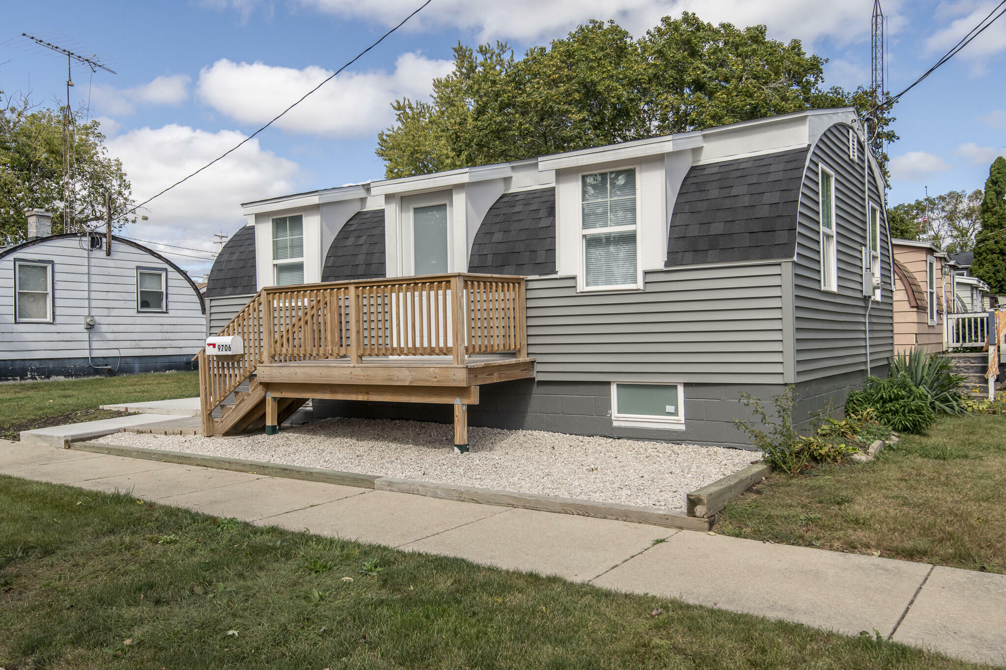 Property Photo: 9706 Corliss Ave WI 53177