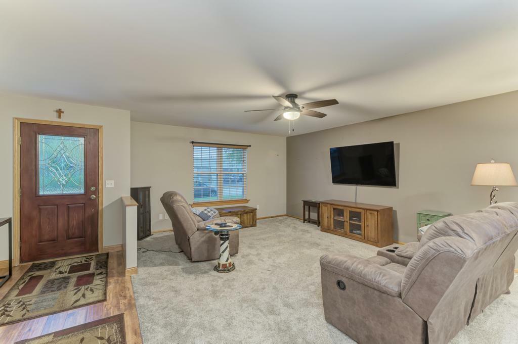 Property Photo:  505 E Kankakee River Drive  IL 60481 