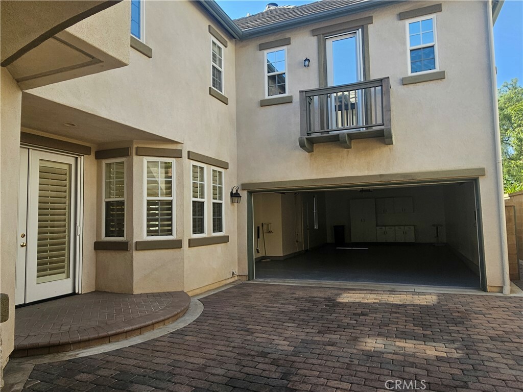 Property Photo:  7 Pasadena  CA 92602 